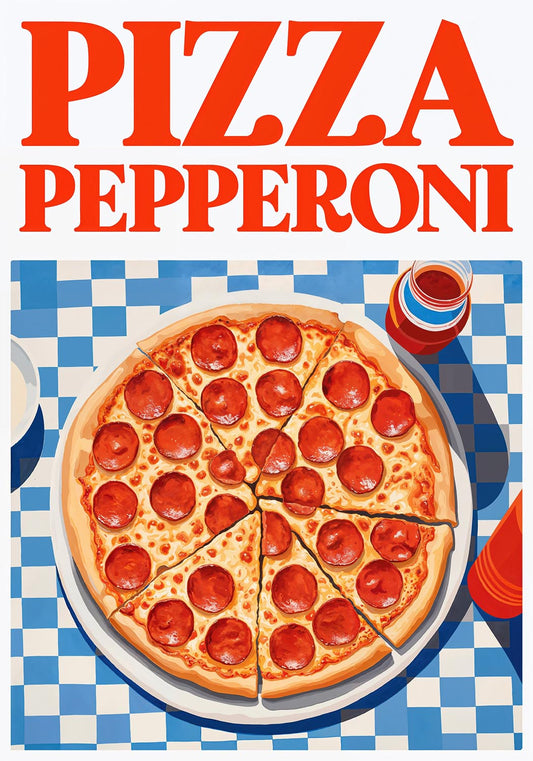 青と白のチェック柄のテーブルクロスの上に置かれたペパロニ・ピザのポスター。上部に赤い太字で「Pizza Pepperoni」と書かれている。